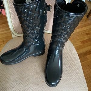 HUNTER RAIN BOOTS
